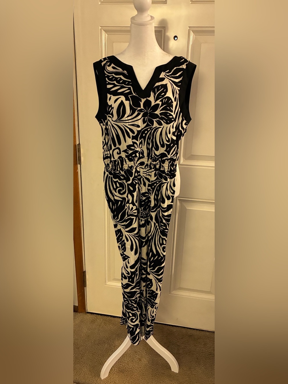 Sleeveless Black & White Floral Jumpsuit